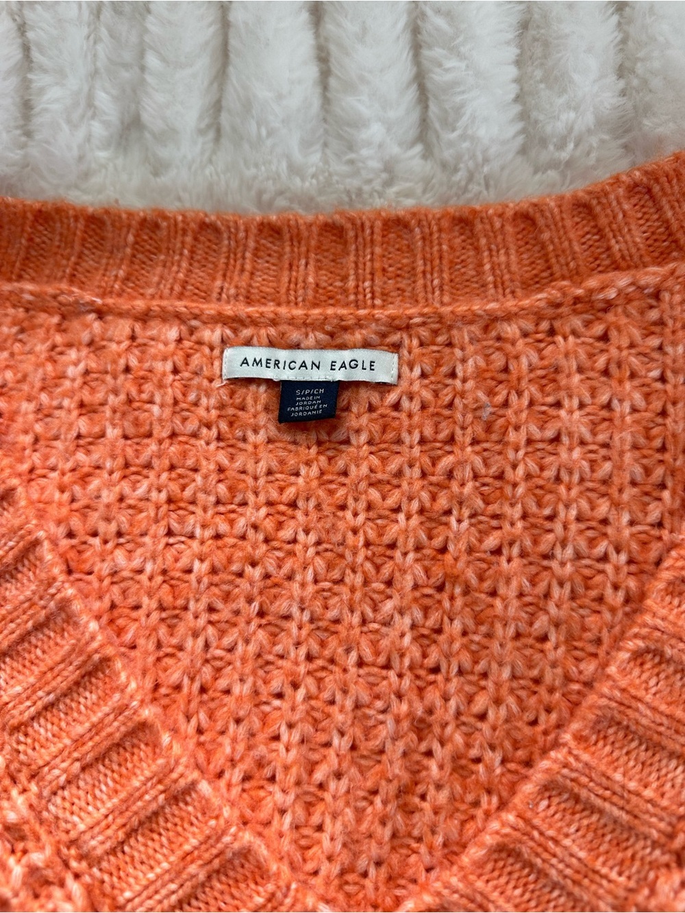 American Eagle Orange V-Neck Oversized Waffle Knit Sweater Size S - Picture 3 of 5